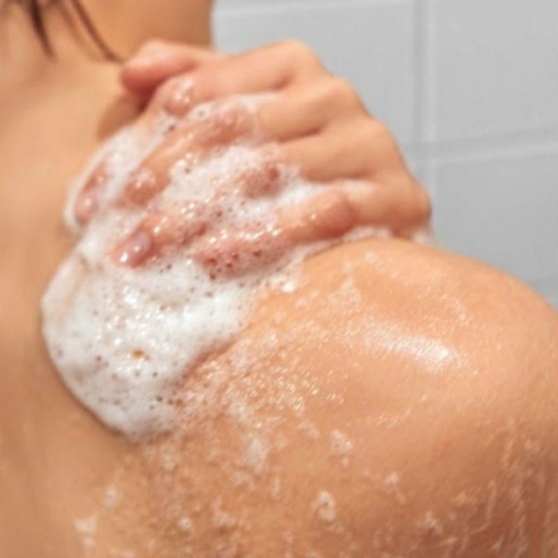 Bonnyhill Peach Milk Body Wash 1L – Mild Acidic Moisturizing Body Cleanser