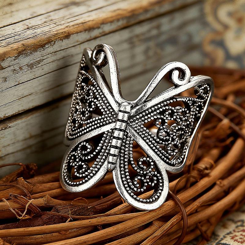 Huitan Hollow Butterfly Ring for Women Anti CopperColor Animal Accessories for Wedding Party Fashion Lady Daily Metal Jewelry