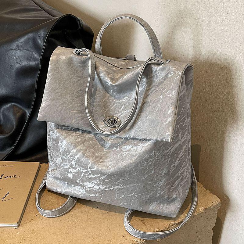 Korean Style Women's Fashion Backpack - 2025 Summer Collection: Simple, Casual, Large Capacity for Versatile Short Trips