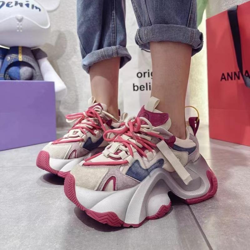 

Autumn and Winter Fashion New Outdoor Thick Sole Height Increasing Casual Women s Shoes Trend Versatile Women s Sports Shoes 35 червоний