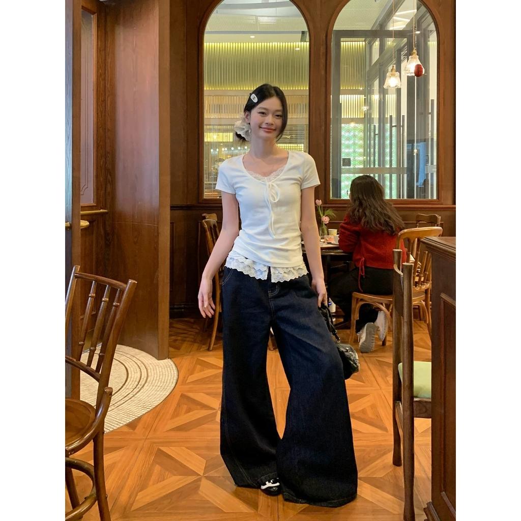 Korean Niche Design Sense Lace Splicing V-neck Short-sleeved T-shirt Women's Summer Slim and Thin White Temperament Top Tide