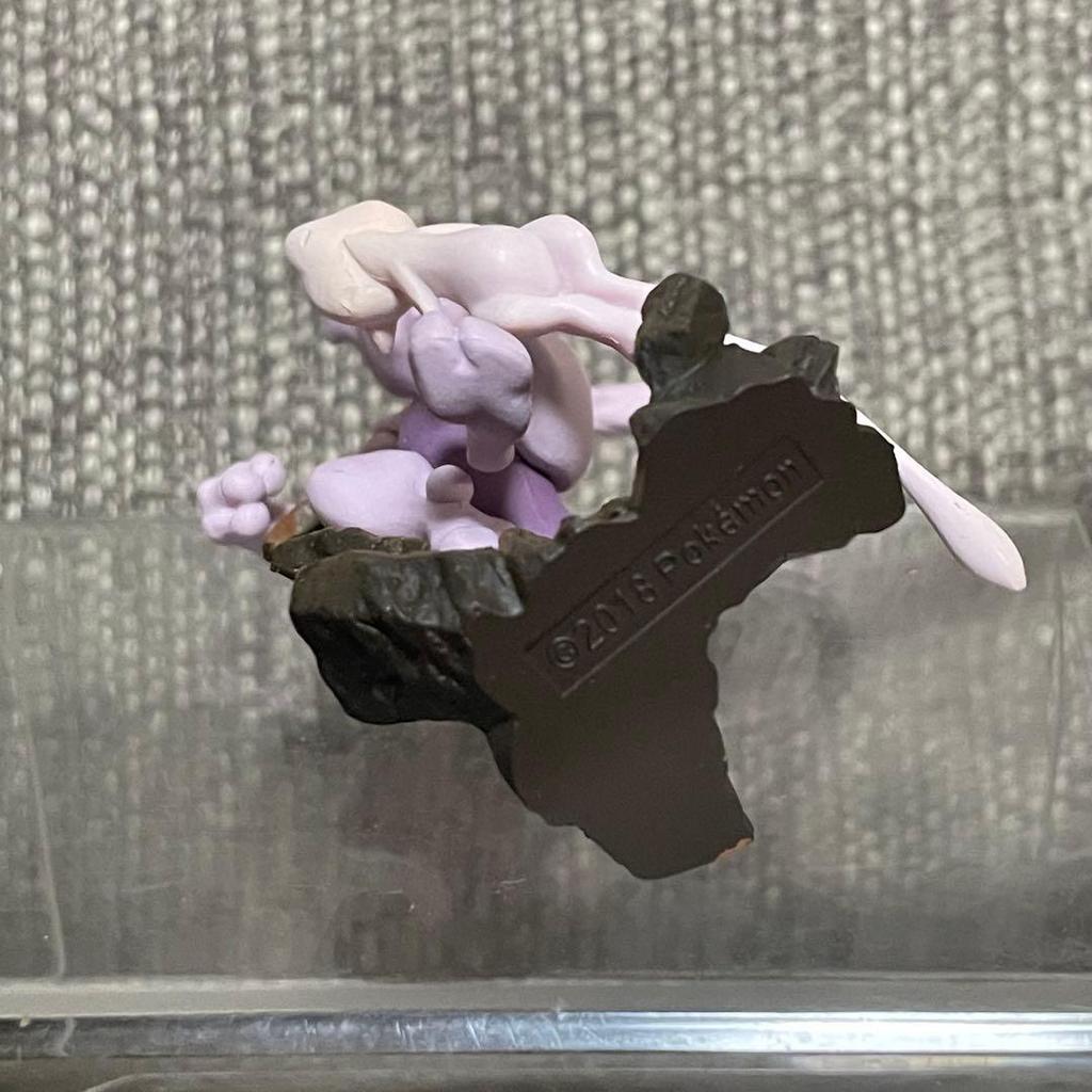 [USED] Let's Go Pikachu Eevee GEO Bonus Mew & Mewtwo Figure