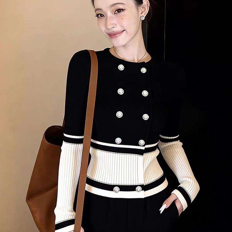 La Chapelle Contrast Double-Breasted Knit Polo Sweater