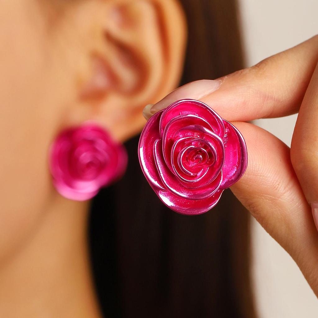 European & American Cold Style Metal Stud Earrings: Retro, High-End, Smooth Design with Personality Ear Cuffs