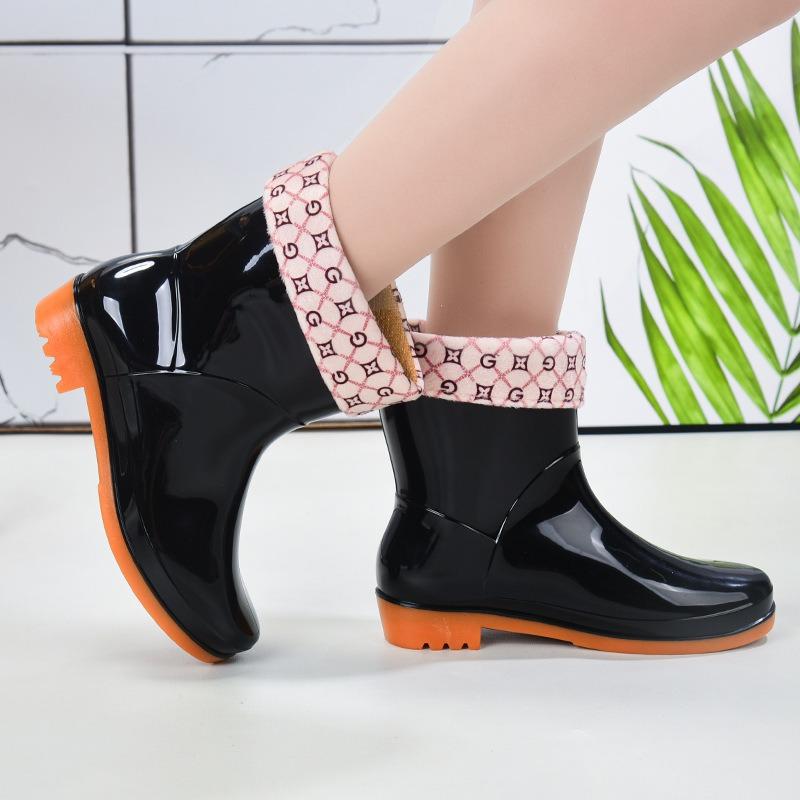 Medium Tube Non-slip Waterproof Shoes Jelly Rain Shoes Rain Boots Water Boots Thermal Cover Shoes Women's Adult Fashion Long Tube