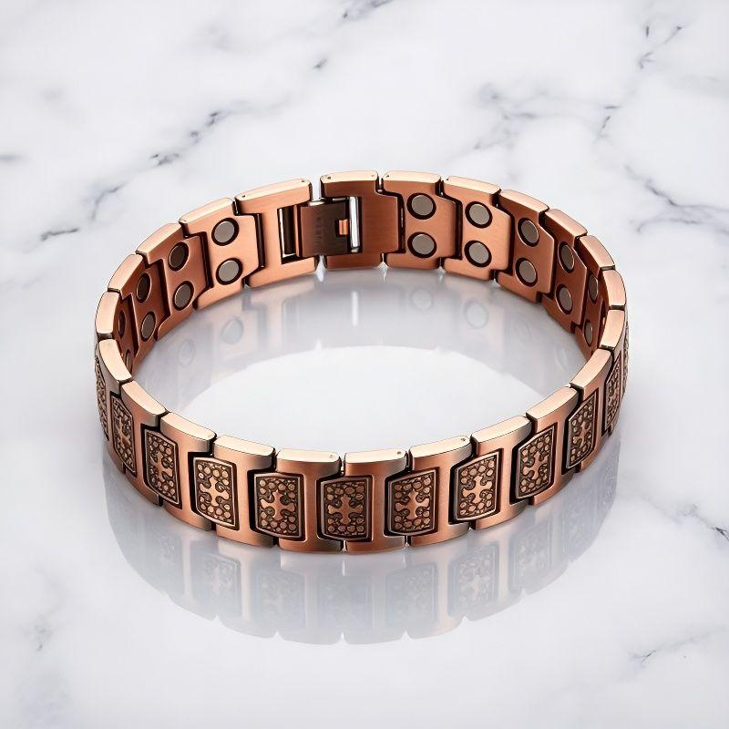 A magnetic red copper bracelet, elegant and fashionable jewelry, simple and stylish bracelet accessory