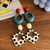 2025 New Retro Hong Kong Style Colorful Earrings: Luxury, High-End Studs, Exaggerated Fashion for Women