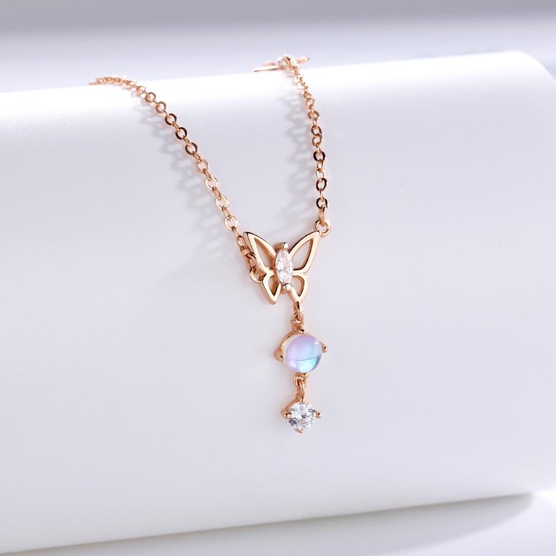 

Ожерелье с бабочкой росы, женская мода, изысканный темперамент, универсальное ожерелье с кисточкой из лунного камня, подарок для девочек