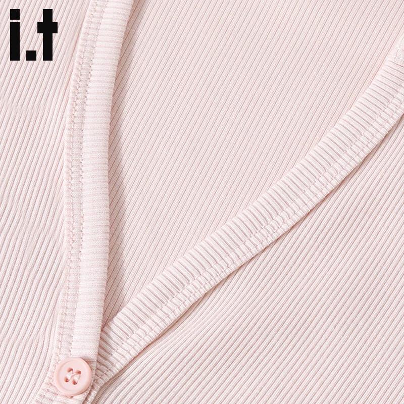 CHOCOOLATEit Women's Summer American Style V-Neck Slim Fit Tee