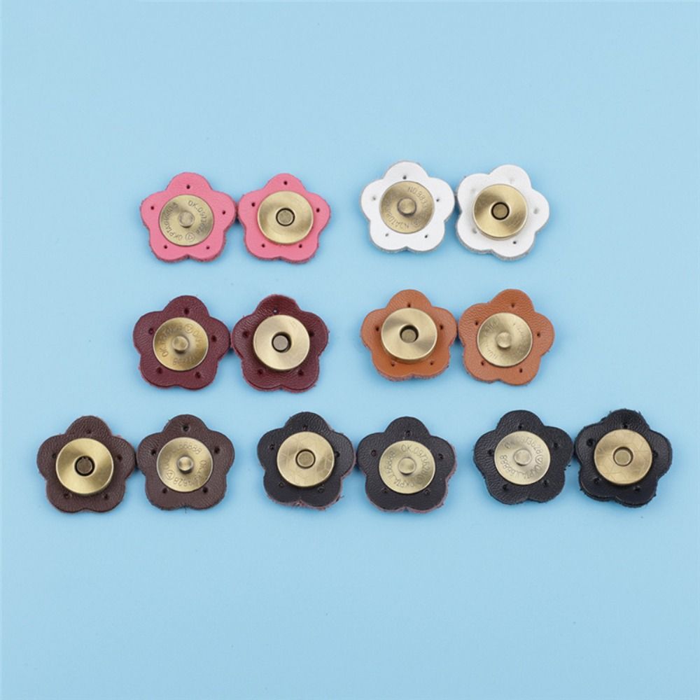 Fashion Plum Blossom Shaped Bag Magnetic Buckle Handmade Genuine Leather Card Pack Buckle DIY Wallet Hasp Buckle Bag Accessories