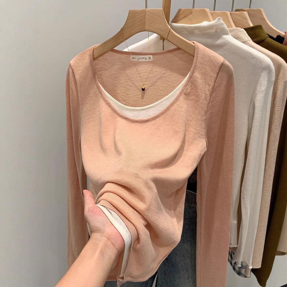 Plus Size Women's Contrast Knit Base Layer Top, Spring & Autumn, Loose Fit, Fake Two-Piece, Relaxed Feel.