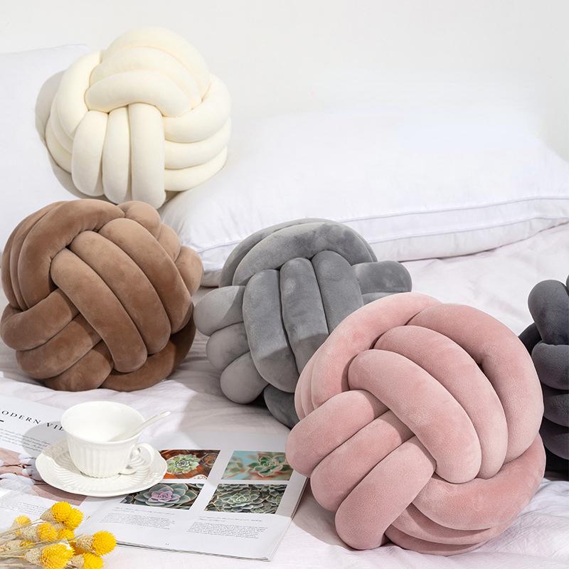 Three Shares Knotted Plush Ball Design Round Throw Pillow Waist Back Cushions Home Sofa Bed Decoration Dolls Toys for Kids