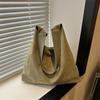 Stylish Street Fashion Nylon Tote Bag Big Size Car Line Detail Vertical Square Shape Magnetic Buckle Zippered Inner Pocket Soft Shoulderbag