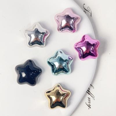 Metallische Stern-Anhänger 16mm Galvanisierte Flache Rückseite Sterne Fünfzackige Stern-Anhänger für DIY Handyhüllen Schmuckherstellung Haarspangen Bastelbedarf