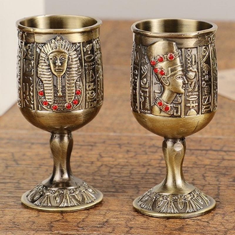 European Liquor Cup, Alloy Light Luxury Carved Pattern Goblet, Retro Mini Vodka Tumbler,  Creative Gift Home Decoration, 1pcs
