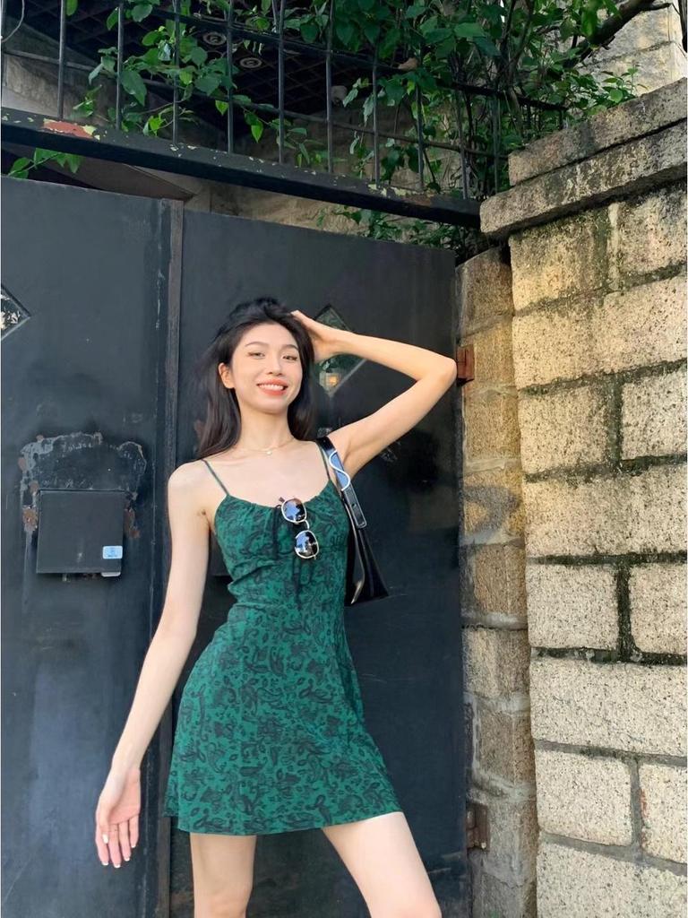 Women's Dark Green Retro Floral French-Style Sleeveless High-Waist Slim Fit Mini Dress for Spring & Summer