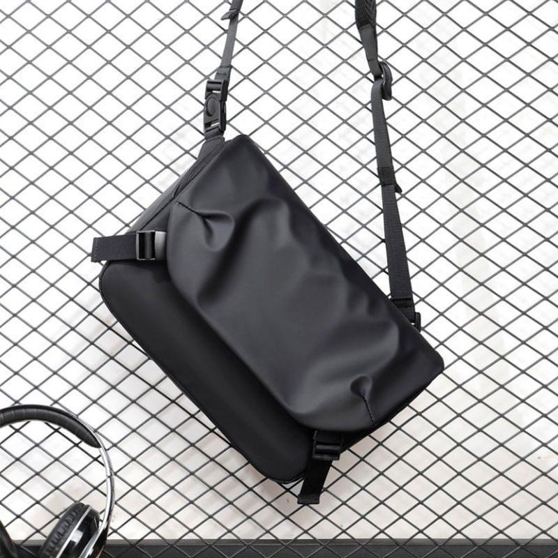 Men's shoulder tooling bag machine messenger bag casual trendy brand men's bag ultra-light travel tablet business bag