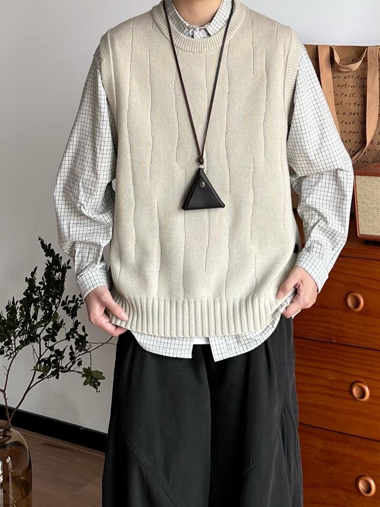 Men's High-End Retro Japanese Sleeveless Sweater Vest - Autumn/Winter Fashion