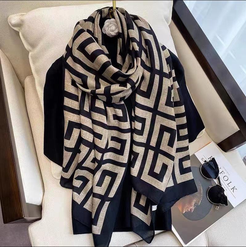 Red scarf women's autumn and winter new imitation cashmere thickened warm scarf high-end New Year's Christmas gift