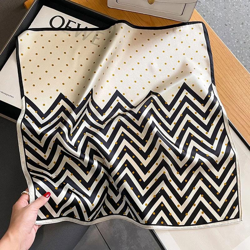 

Роскошный бренд Шарф 100% шелк бандана горошек женские квадратные шарфы обертывание платок тутовый шелк весенняя мода высокий хиджаб шали фуляр 53x53cm