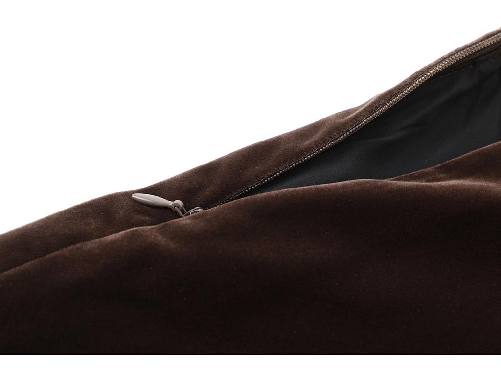 Retro Velvet Pleated Cake Skirt - Women's Short Skirt, Spring 2026 Petite Christmas Collection, Style R96C011A