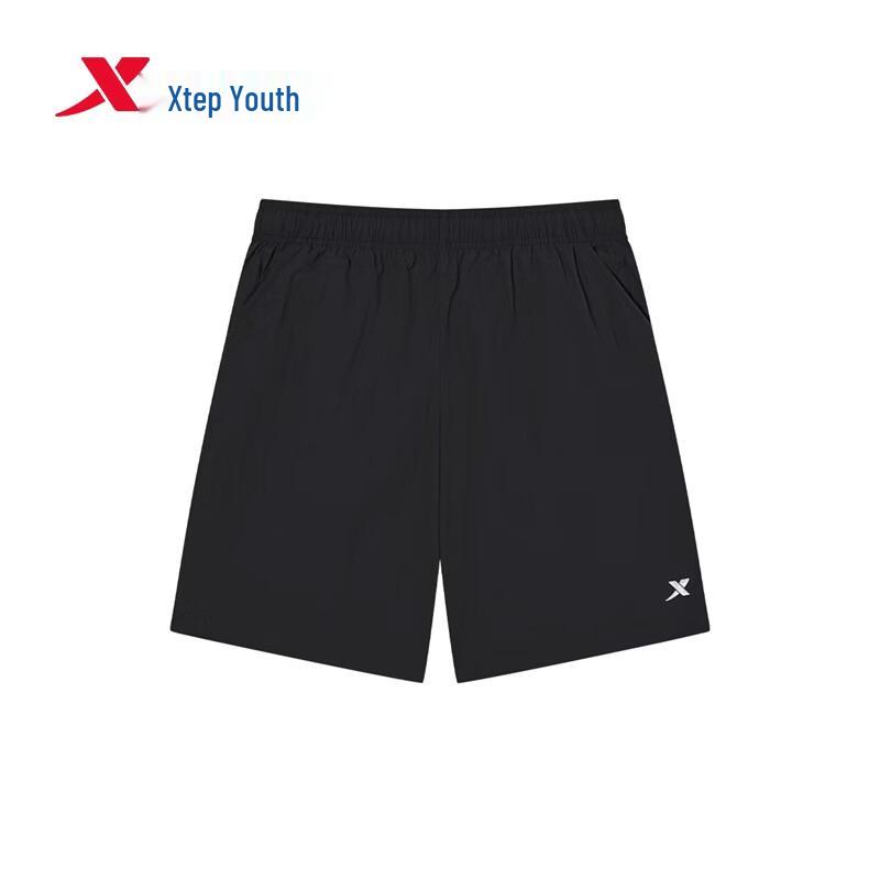 

XTEP Youth Boys Outdoor Wide-Fit Shorts 160