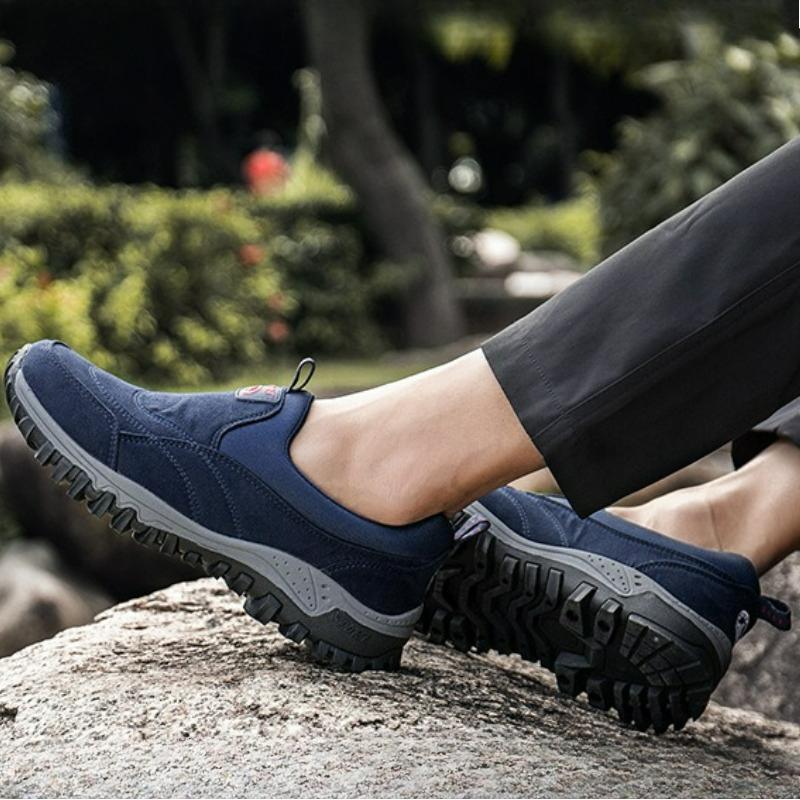 Men's Sneakers Slip on Running Shoes Non-Slip Soft Plus Size Men Loafers Outdoor Hiking Casual Shoes Breathable Suede Men Shoes