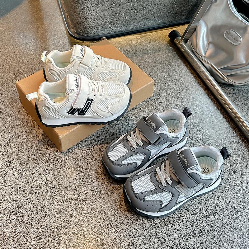 Spring and summer new children's breathable mesh shoes, boys' and girls' Velcro soft-soled sneakers, student running shoes, fashionable
