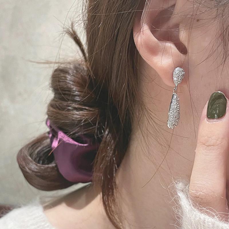 Huitan Fashionable Waterdrop Dangle Earrings for Women  Color Dainty Lady's Ear Accessories Wedding Party Luxury Jewelry