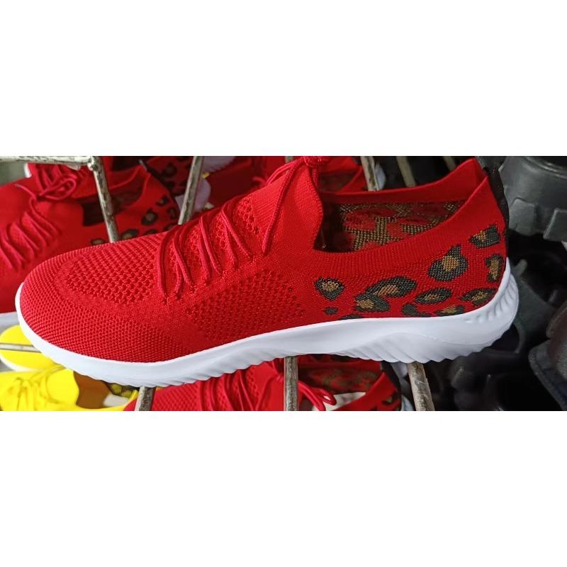 New women's flat-bottomed casual sports shoes New round head large size lace-up fashion mesh shoes