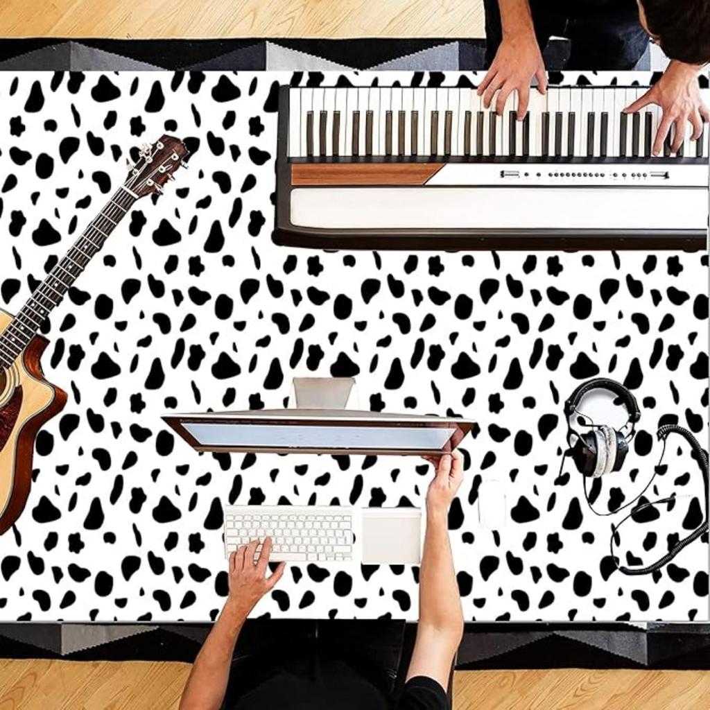 Animal Birthday Party Decorations 1.37X2.74m Cow Print Plastic Tablecloth,Plastic Table Cover for Farm Animal Themed Birthday Party Supplies