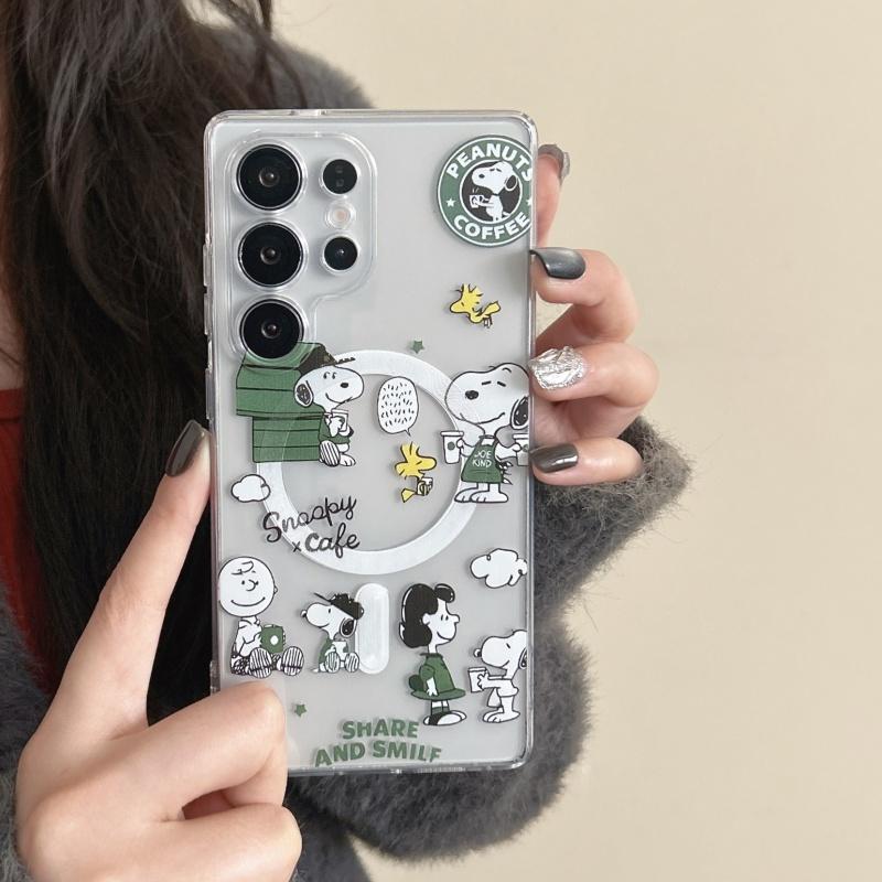 Cute Cartoon Funny Snoopy coffee Phone Case For Samsung S22 S23 S22 S24 S25 S26 Ultra Plus Snoopy Cear TPU Magnetic Cover