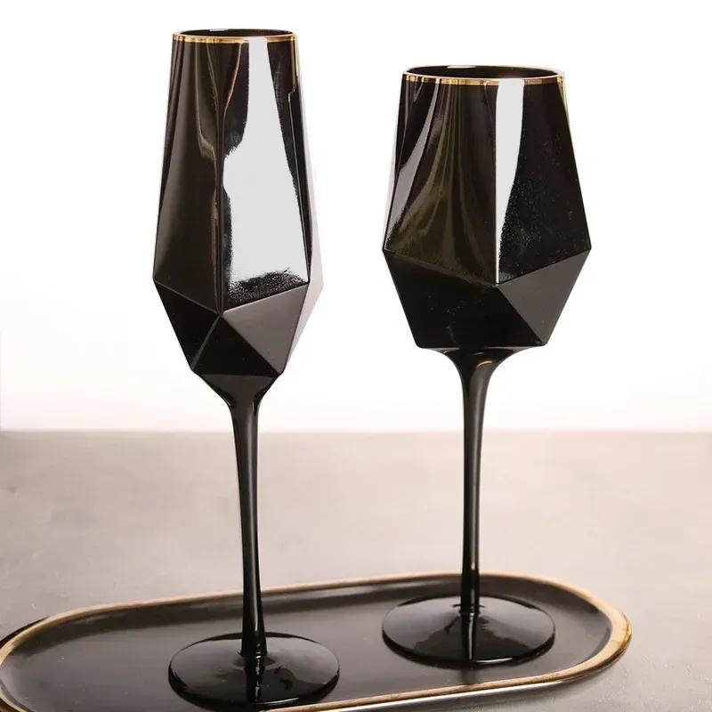1 Piece Hot Selling Pure Black Crystal Gold Edged Glass Red Wine Glass Goblet Minimalist Temperament Wine Glass Bar Table Cup