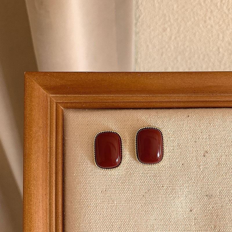 Korean Fashion Wine Red Earrings for Women Jewelry Trending New Vintage Women's Hong Kong Style Earrings