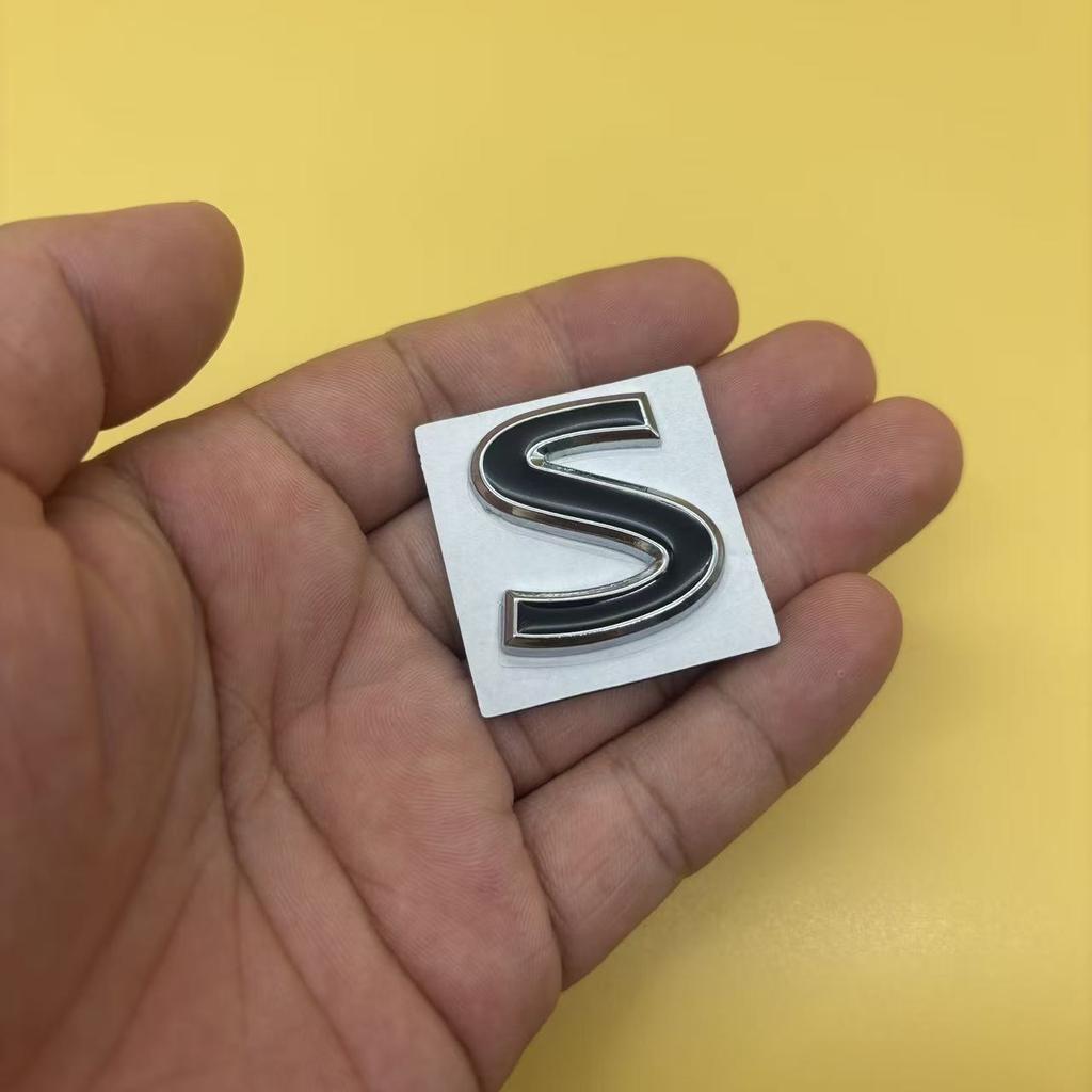 Metal S Logo, Rear Trunk Emblem Badge Car Sticker for IPL Q50 Q50S Q50L G37 Q30 Q70 G25 QX70 FX35 FX37