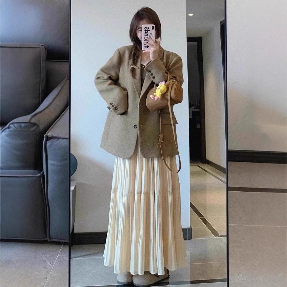 Women's Chiffon Elastic High Waist Pleated A-Line Flared Maxi Skirts Summer Flowy Boho Maxi Long Skirt Skort Comfy Relaxed Beach Vacation Clothes