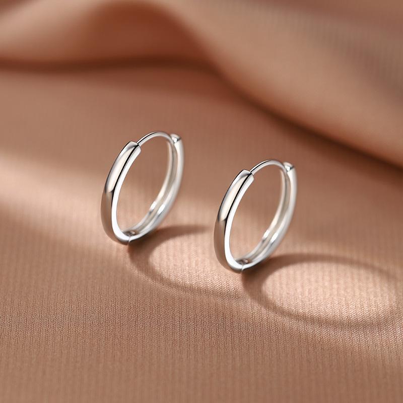 925 Sterling Silver Tragus Ear Cuffs: New 2024 Earrings for Women, Hot-Selling Ear Accessories for Piercing Care.
