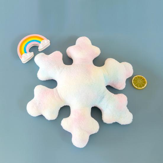 Pernă cu fulgi de zăpadă de Crăciun perne decorative de pluș de iarnă canapea în formă de fulg de nea Decorare canapea pat Moliciune Decor adorabil de iarnă