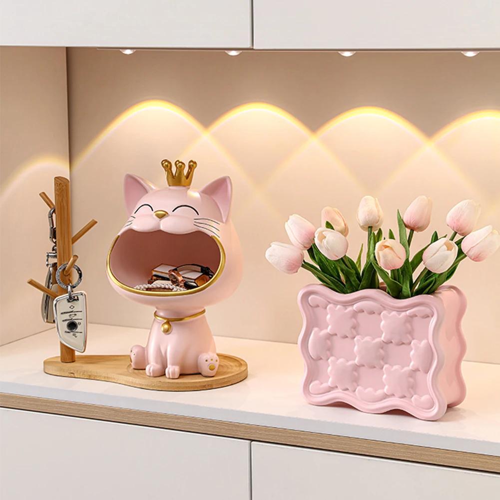 Fortune Cat Key Holder Figurine Candy Sundries Resin Animal Sculpture Non-toxic Harmless Household Supplies for Home Living Room