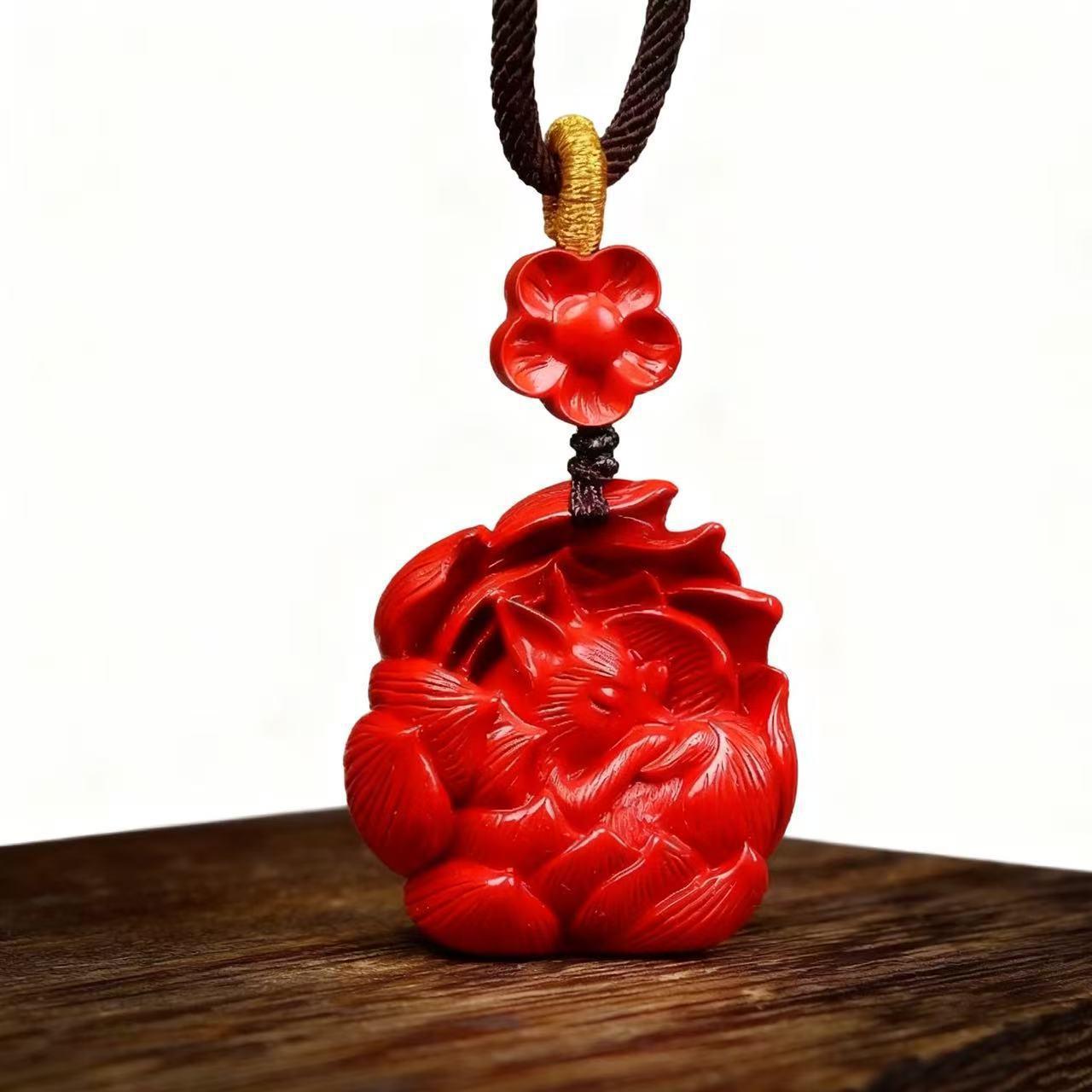 Натуральный киноварный кулон-ожерелье «Лиса с девятью хвостами» с фиолетовым и красным песчаником High Content