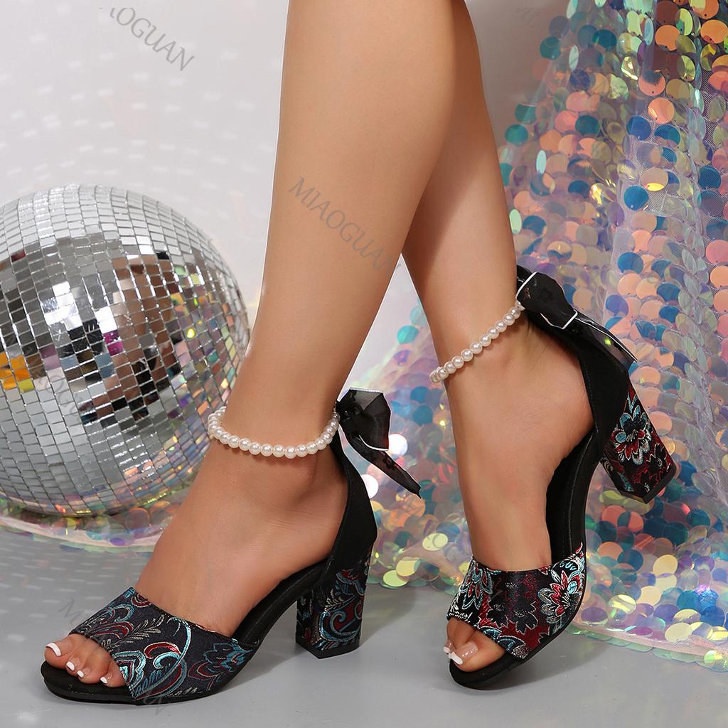 Fashion Sandals for Women Summer New Round Head Hollow Pearl Ankle Buckle Female Shoes Large Size Peep Toe Thick High Heeled Sandales