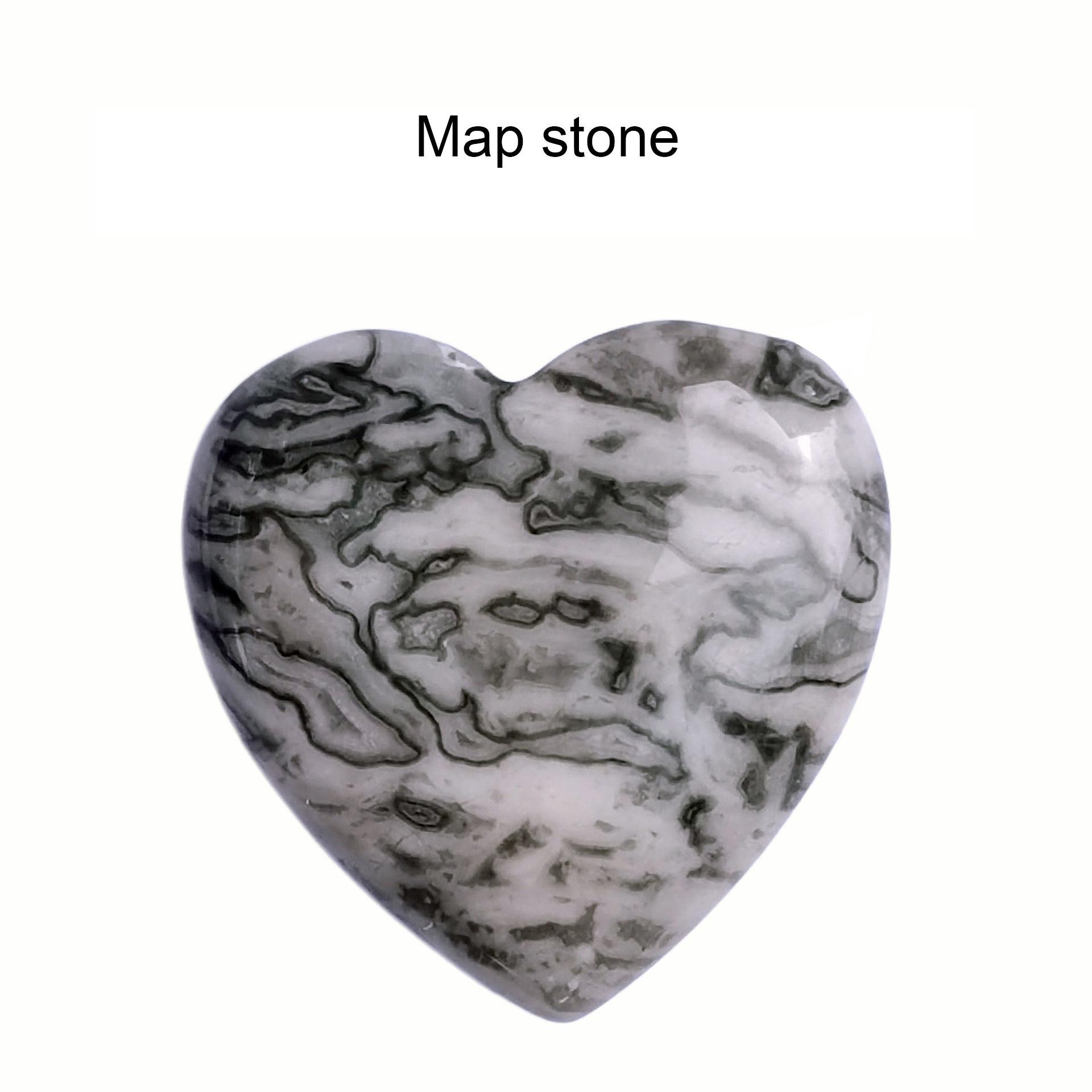 

Подвеска из натурального хрустального камня в форме сердца (20мм)