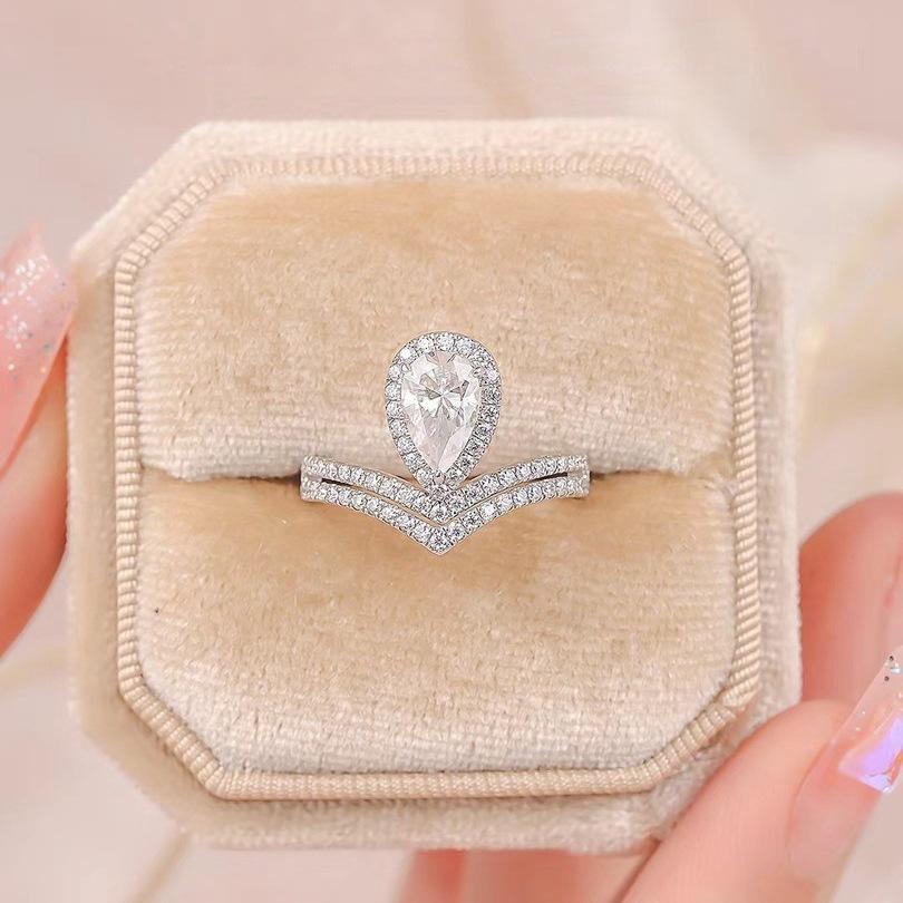 Teardrop Crown Ring Women's 1ct Moissanite PT950 Platinum - Teardrop Coronation Design, 1ct Sparkle, Daily Elegant Jewelry