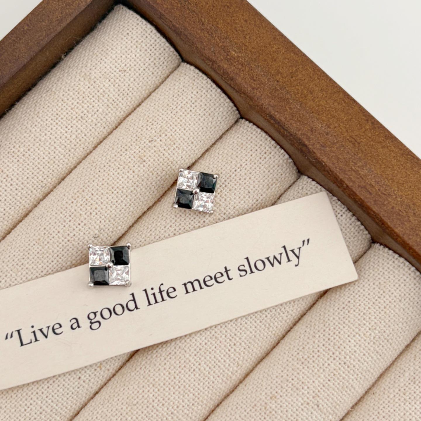 Элегантные квадратные геометрические серьги-гвоздики - Унисекс, простые и универсальные, модный аксессуар высокого класса