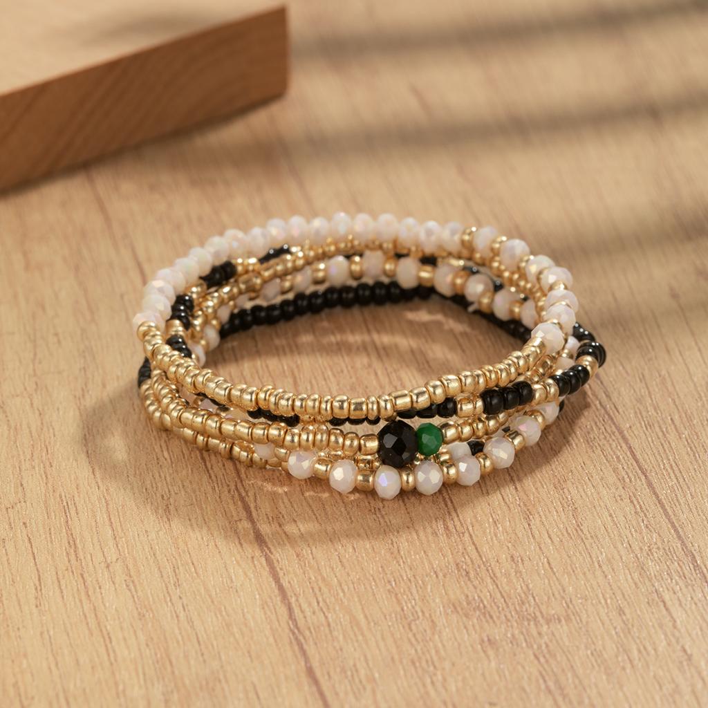 5-piece set of Bohemian style contrasting beige beads mixed with crystal beaded layered women's bracelet