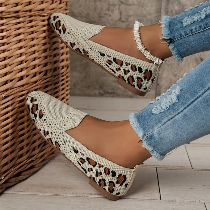 Spring large size flat single shoes women's one-pedal casual shoes supply