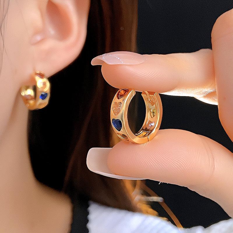 Zircon Heart Hoop Earrings: Japanese & Korean-Inspired Women's Fashion, Elegant Simple Design, Light Luxury Jewelry.