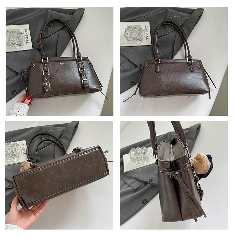 Retro Niche Underarm Tote: 2025 Autumn/Winter Korean Fashion, Versatile Large-Capacity Handbag