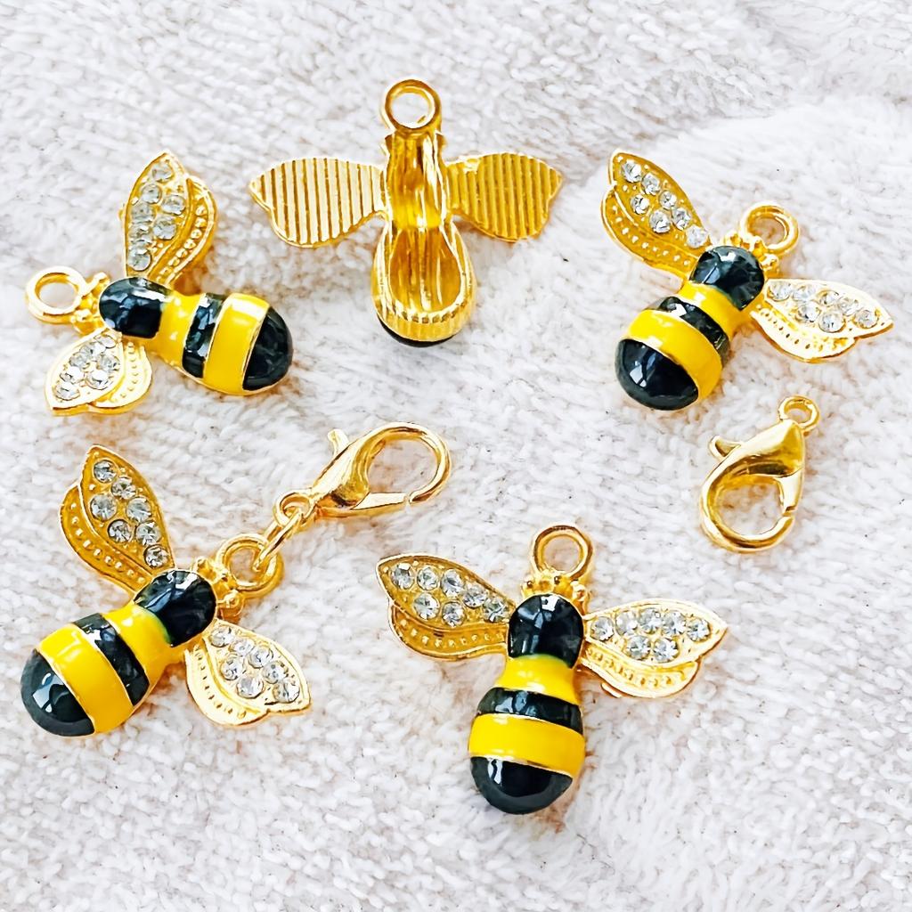 WTEMPO Shiny Bee Keychain for Handmade Keychains Bee Theme Charms for DIY Craft Making Cute Car Pendants Bag Backpack Ornaments Festive Decorations
