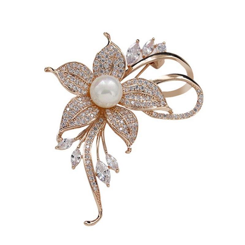 Elegant Women's Pearl Rhinestone Five-Petal Brooch Suit Pin